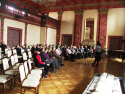 Erl&auml;uterungen in der Staatskanzlei