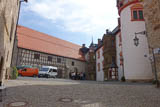 der Burghof - rechts der franzoesichse Bau von Nikolaus Gromann