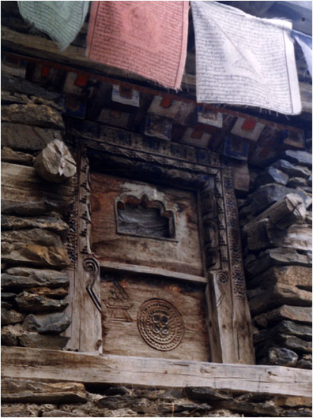 Fensterdetail in Upper Pisang.