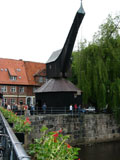 Hafenkran an der Ilmenau in Lüneburg Hafenkran an der Ilmenau in Lüneburg