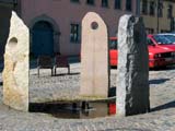 Dreilnder-Brunnen auf dem Adorfer Markt