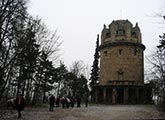 Anfang des Lehrpfades am Bismarkturm bei Jena