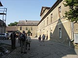 ehemaliges Neues Schloss in Herrengosserstedt aus dem 19.Jhdt. mit Wappen der Familie von Mnchhausen