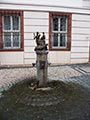 Spiegelbrunnen