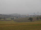 der Fernblick nach Orlamnde zeigt die Hauptgebude der Stadt - das Kloster, das Rathaus, die Kirche und die Kemenate im Hintergrund