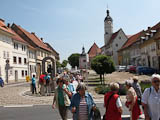 der Weg ber den typischen thringer Marktplatz fhrt uns zur Runneburg