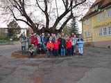 Gruppenbild der LEW am gleichen Standort wie Dez. 2005, als unsere Ehrenmitglieder Dr. Manfred und Gudrun  Salzmann berufen wurden