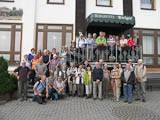 am letzten Tage natrlich das obligatorische Gruppenfoto vor unserem Hotel "Steiger"