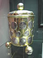 ein Münzpokal - angefertigt zur Grundsteinlegung des Schlosses Friedrichswerth bei Gotha 1689 ein Münzpokal - angefertigt zur Grundsteinlegung des Schlosses Friedrichswerth bei Gotha 1689