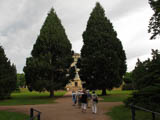 wir erreichen das Herzogliche Museum durch den Herzoglichen Park von der Sdseite