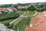 Blick aus dem Schloszturm auf den Barockschloszgarten