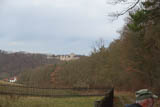 Rueckblick auf die Oberburg von Kranichfeld im Aufstieg zum Windberg.