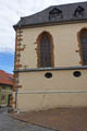 große Baugrundprobleme hat die Kirche an der Westseite!