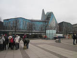 die moderne Fassade des Augusteums und der Paulinum - Aula und Universitätskirche St. Pauli.