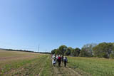 der Weg zieht sich - und die Gruppe auseinander - auf dem Weg nach Ottmannshausen!